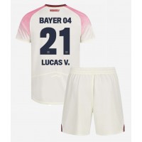 Stroje piłkarskie Bayer Leverkusen Lucas Vazquez #21 Koszulka Wyjazdowej dla dzieci 2025-26 Krótki Rękaw (+ szorty)